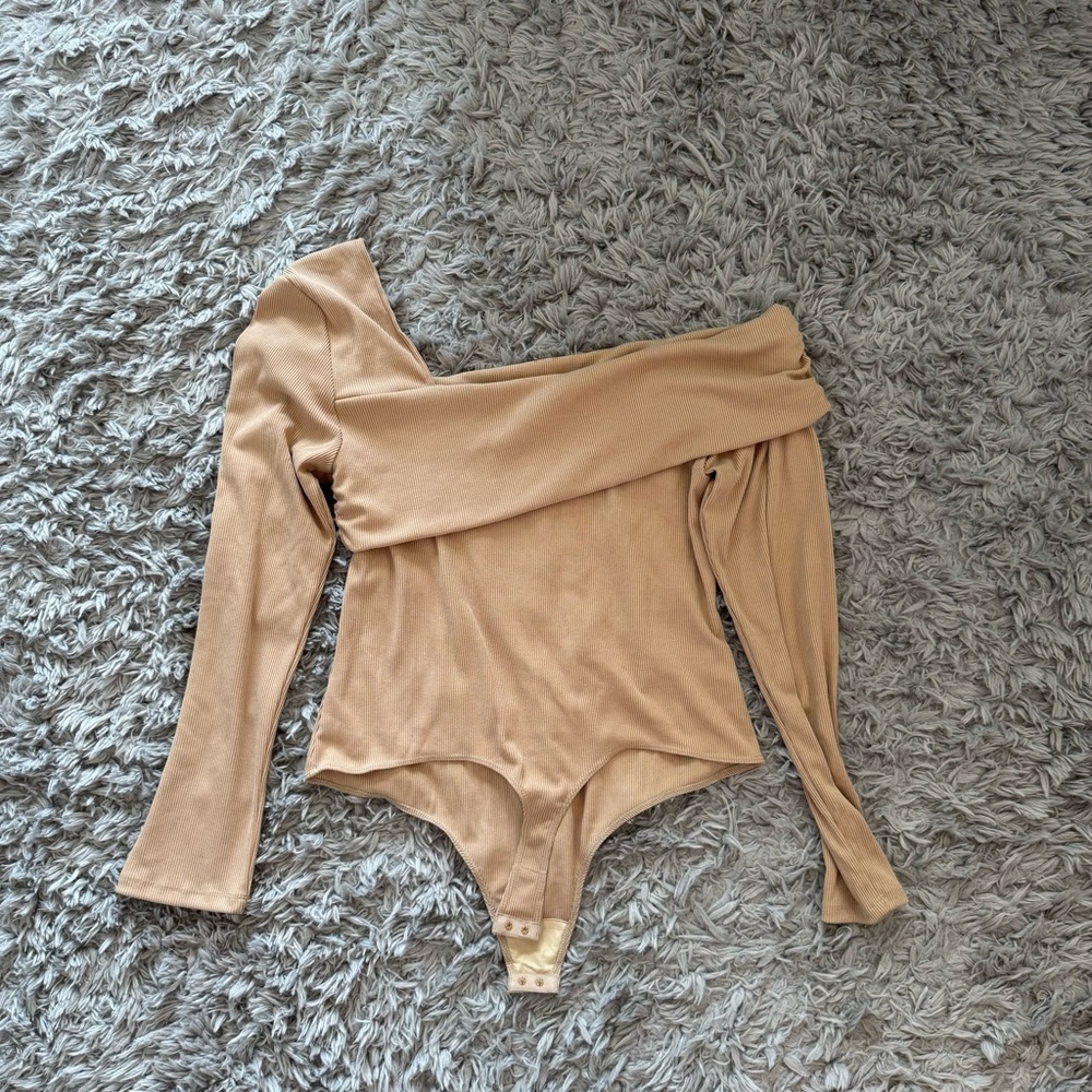 Backyard Roses - Rita Bodysuit - Picture 4 of 4